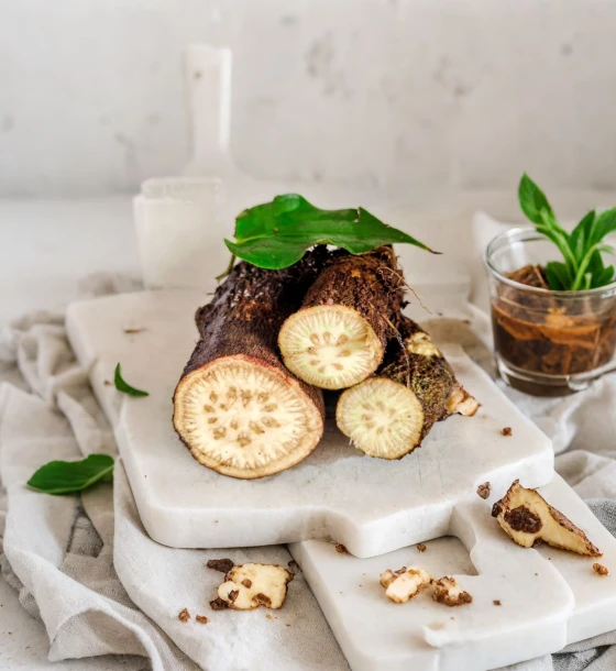 মিডিয়াম সাইজের গাছ দেশি চুই ঝাল